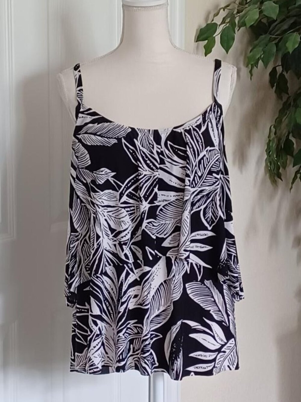 NEW! Sonnet Shores "Vine of Mine" Tiered Tankini Swimsuit Top Size 22W